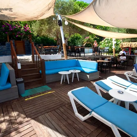 Anar Beach Hotel *
